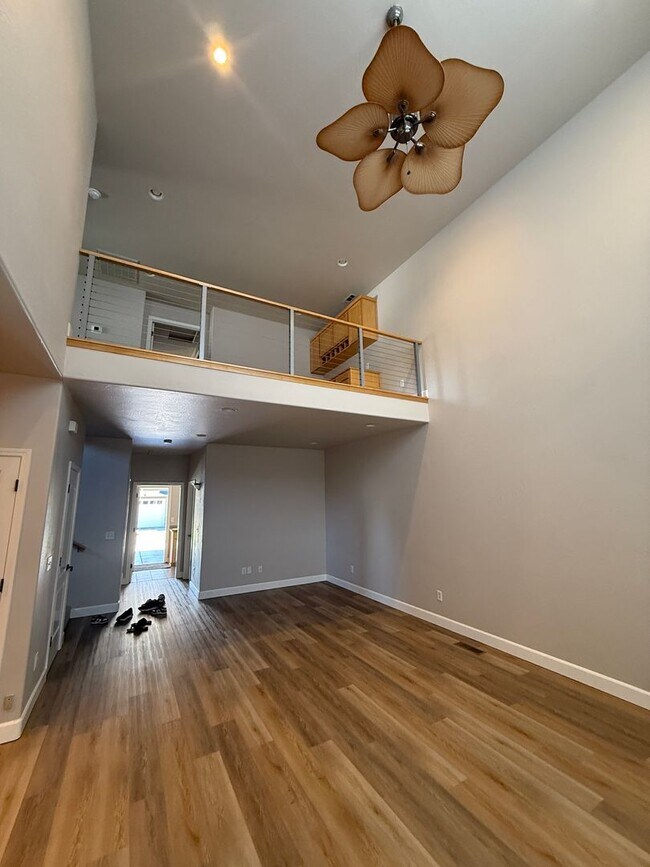 Building Photo - 3170 Juniper Ridge Dr