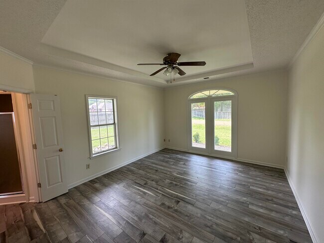 Building Photo - 3510 Sara Woods Dr