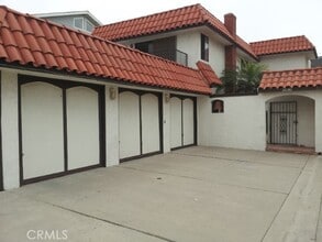 Building Photo - 26142 Via California