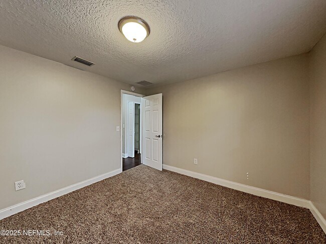 Building Photo - 3169 Indian Dr