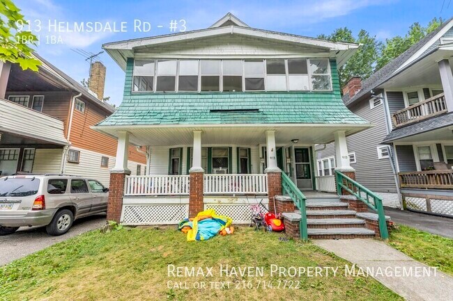 Primary Photo - 913 Helmsdale Rd