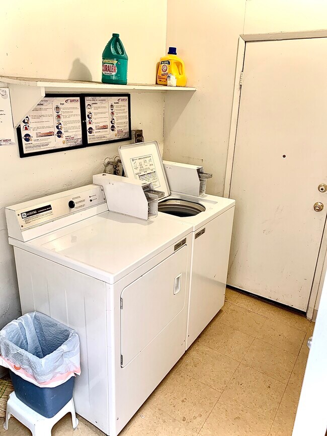 LAUNDRY ROOM - Huston Apartments
