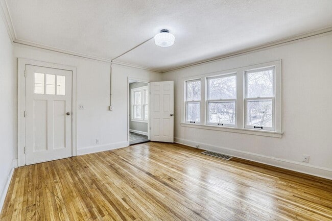 Building Photo - 3511 N 6th St