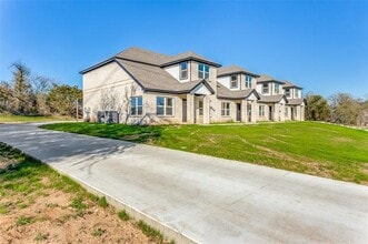 Building Photo - 112 Dealva Ct