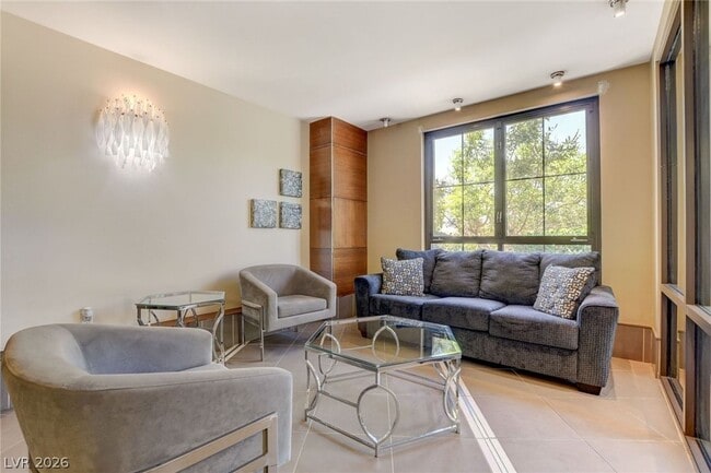 Building Photo - 29 Montelago Blvd