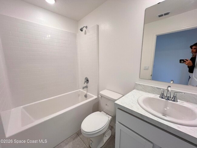 Building Photo - 2166 Watkins Rd SE