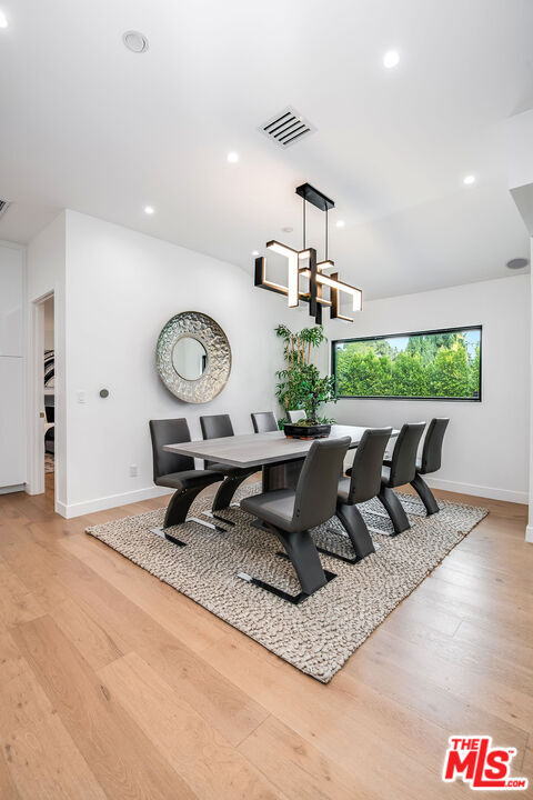 Building Photo - 13378 Contour Dr