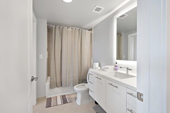 Building Photo - 635 S St NW