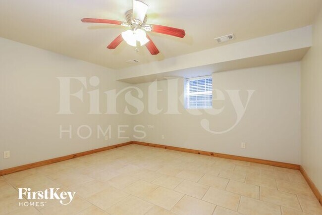 Building Photo - 3896 Chattahoochee Dr