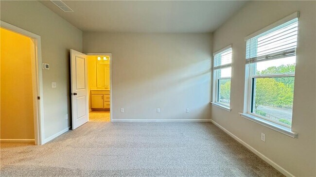 Building Photo - 53 Peeples Dr