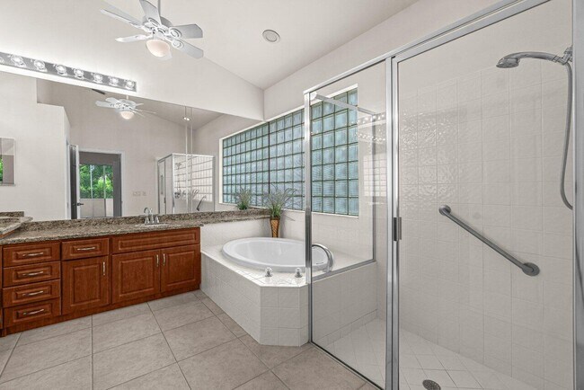 Building Photo - 7728 Edinburough Ln