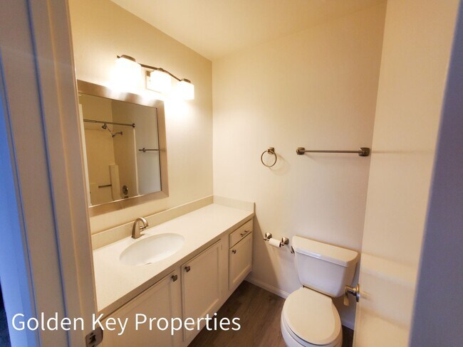 Building Photo - 2982 Lexington Cir
