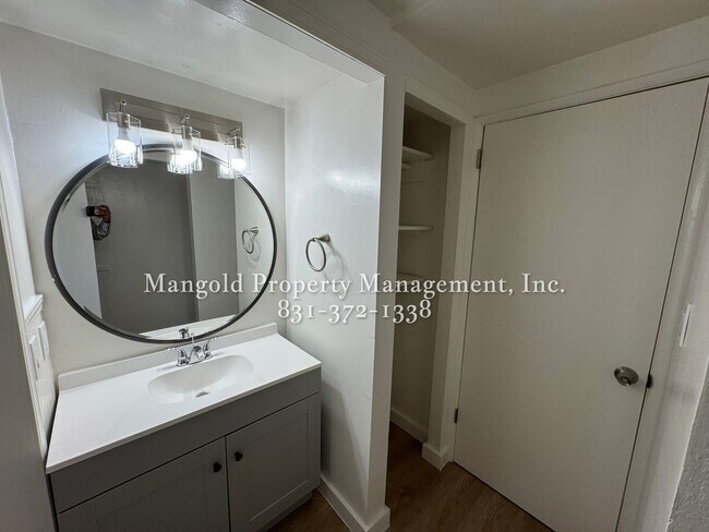 Building Photo - 333clay