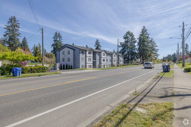 Building Photo - 3903 S Tyler St