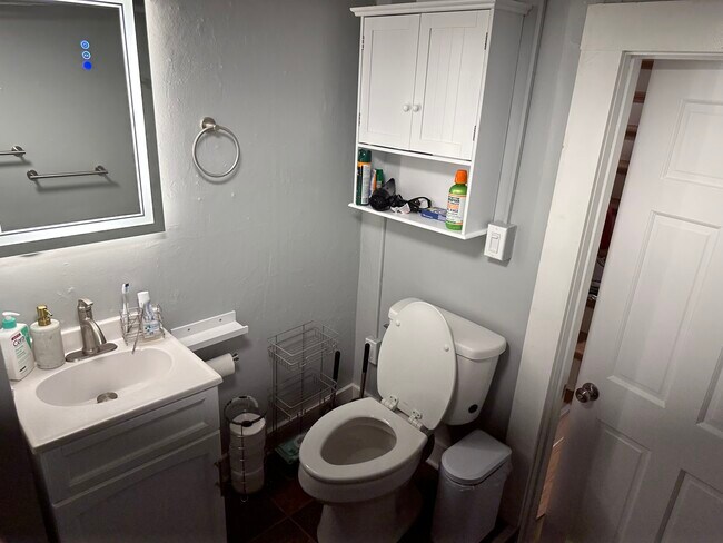 Building Photo - 31 State St