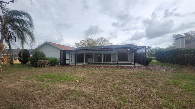 Building Photo - 2001 Country Club Ct