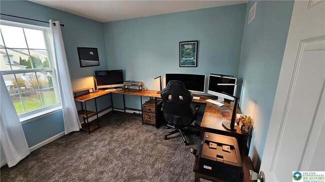 Building Photo - 247 Milkweed Dr