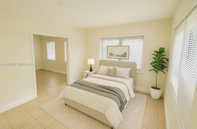 Building Photo - 218 Santillane Ave