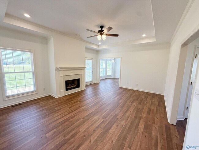 Building Photo - 17916 Remington Dr