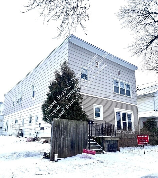 Building Photo - 70 Harvey Ave