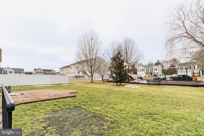 Building Photo - 6 Mintwood Dr