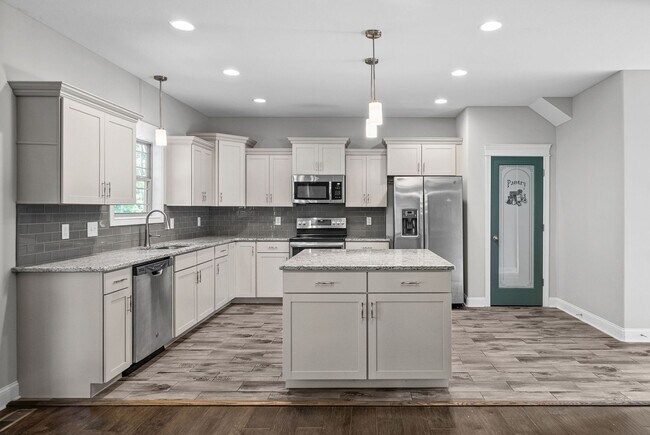 Building Photo - 1381 Morning Star Dr