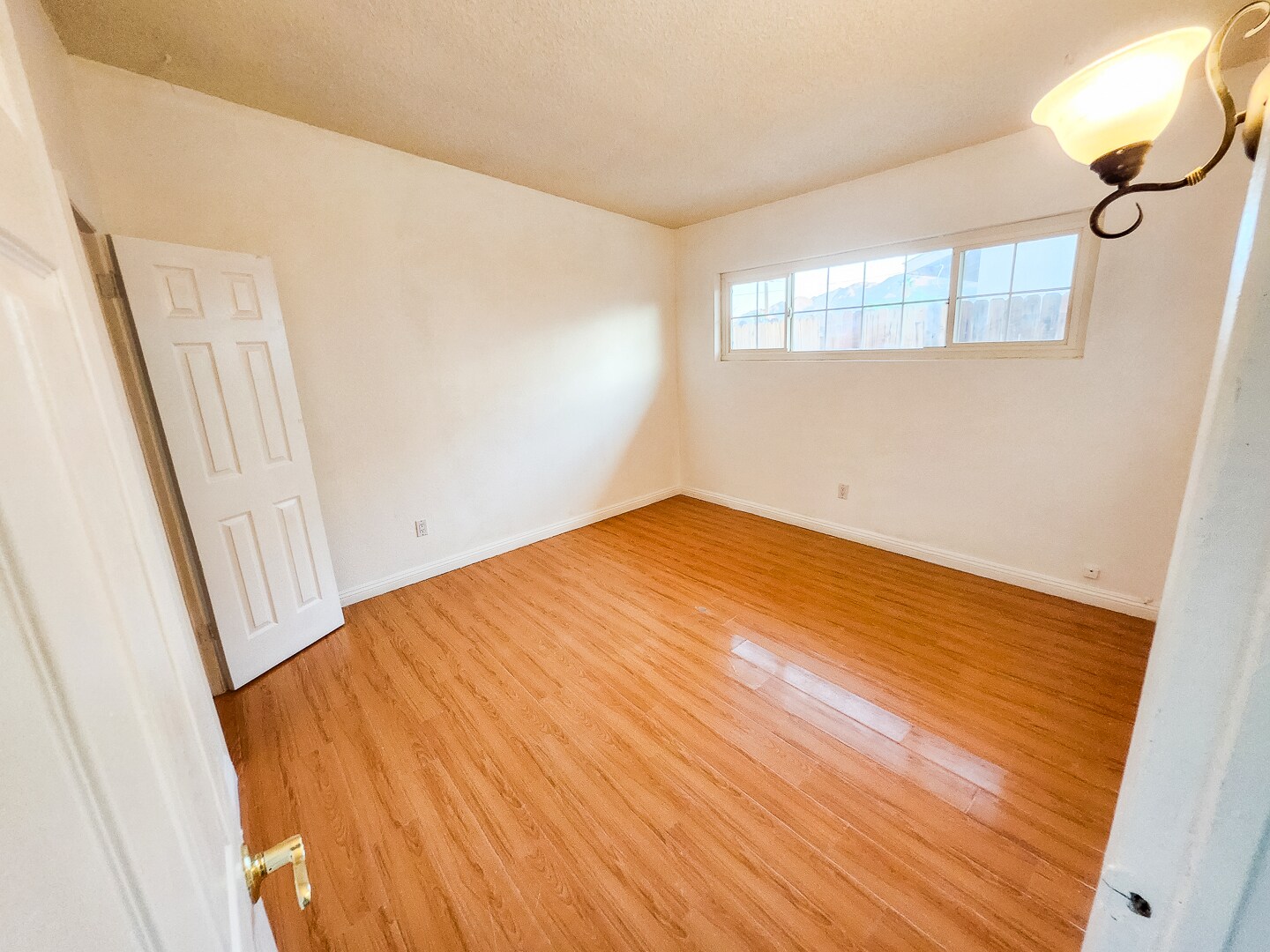 Building Photo - 5527 Baileya Ave