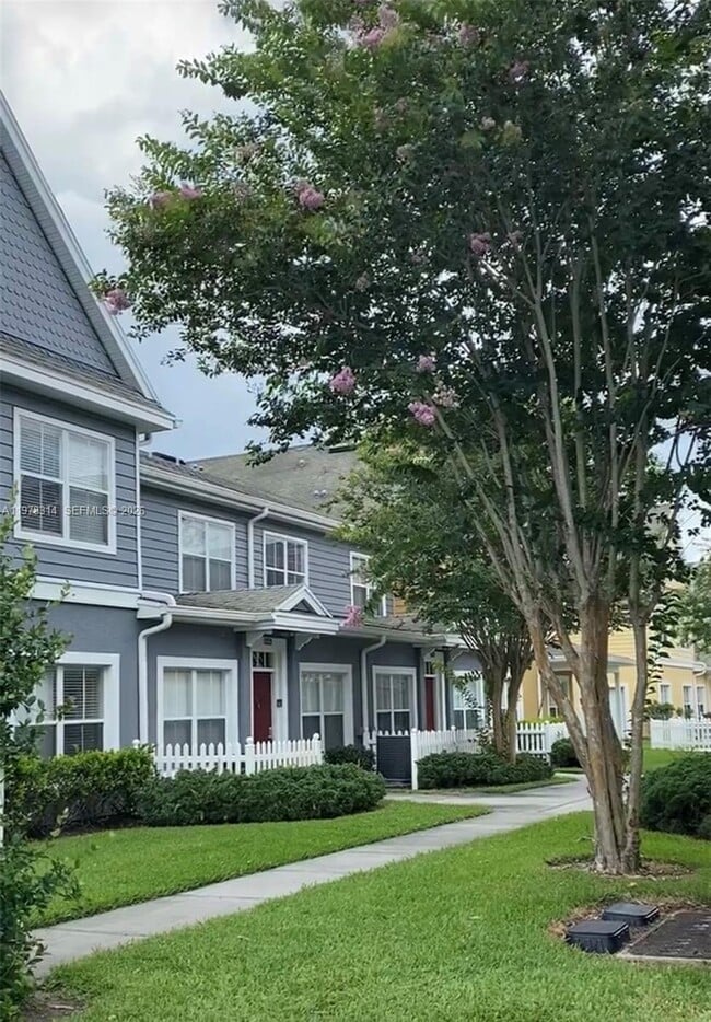 Building Photo - 4601 Yellowgold Rd W