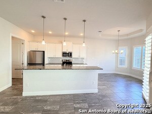 Building Photo - 6931 Comanche Cougar