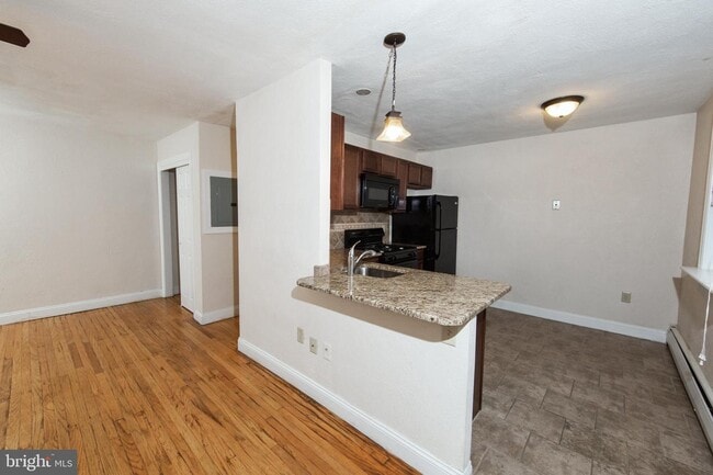 Building Photo - 231 Sharpless St