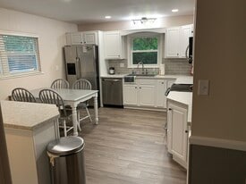 Building Photo - 2709 W Beckett Dr