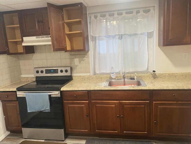 Building Photo - 232 Mount Sinai Coram Rd