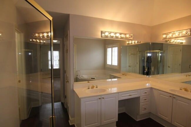 Building Photo - 1140 Graystone Crossing