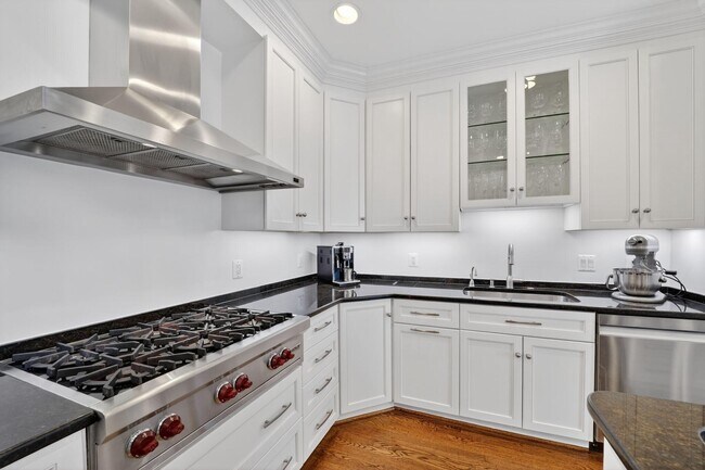 Building Photo - 5115 Cape Cod Ct