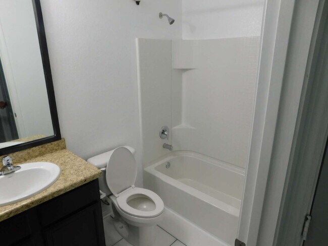 Building Photo - 6131 Southern Vis