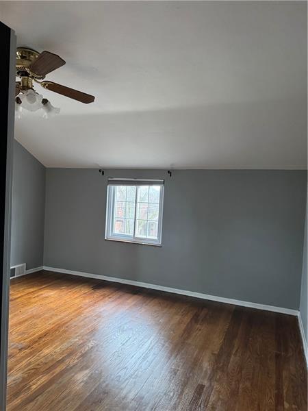 Building Photo - 231 Jonquil Pl