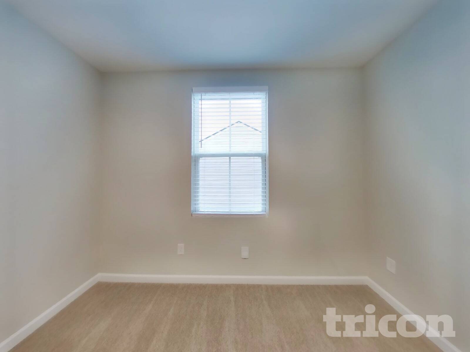 Building Photo - 1082 Suffolk Ln