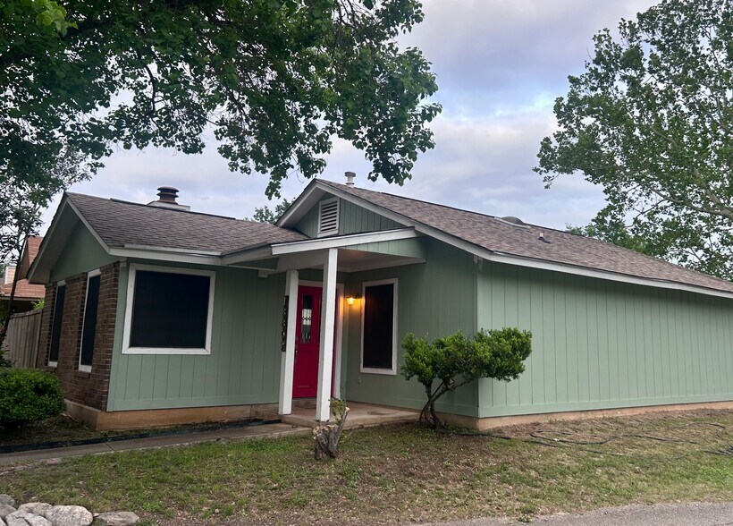 Building Photo - 13802 George Rd.