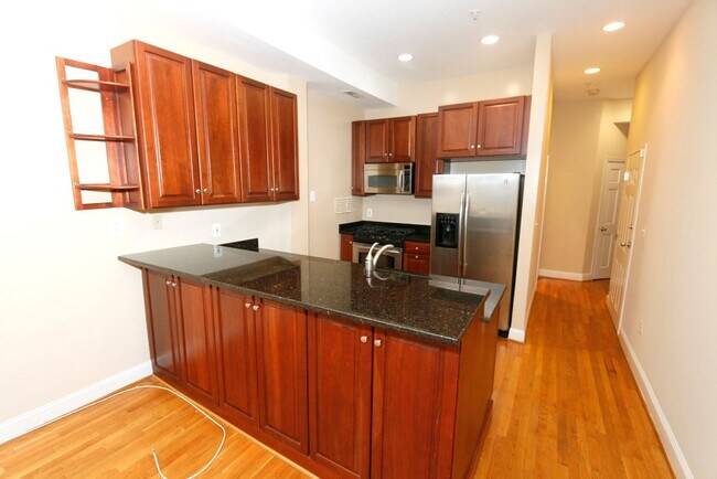 Building Photo - 1312 Euclid St NW