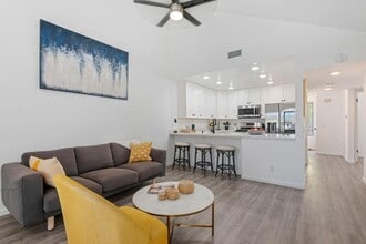 Building Photo - 325 Ladera St