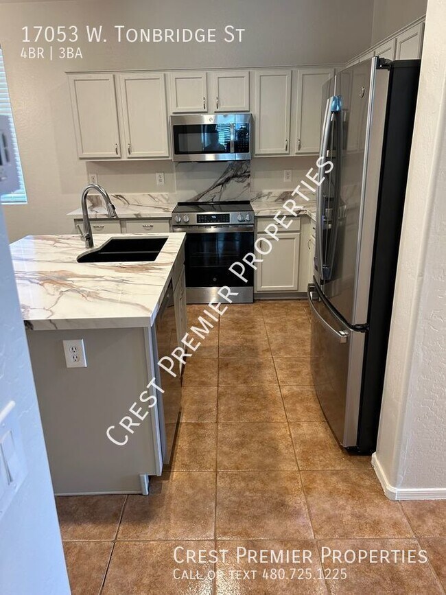 Building Photo - 17053 W Tonbridge St