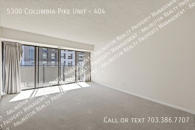 Building Photo - 5300 Columbia Pike