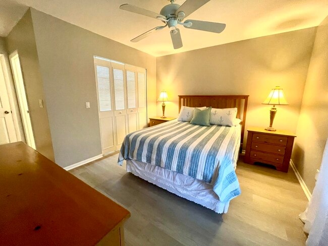 Building Photo - 2929 SE Ocean Blvd