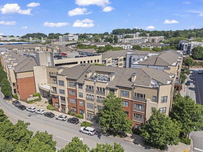 Building Photo - 401 16th St NW