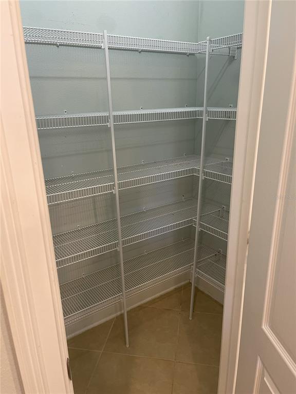 Building Photo - 2062 Redbay Ave