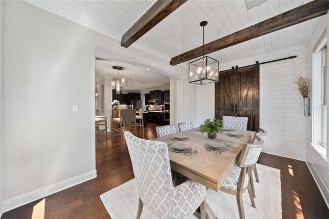 Building Photo - 108 Kildrummy Ln