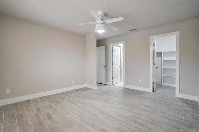 Building Photo - 3805 W Rochelle Rd