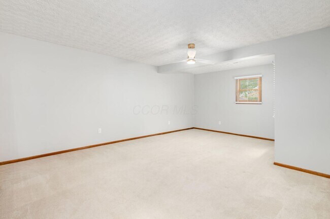 Building Photo - 5841 Elmbridge Ln