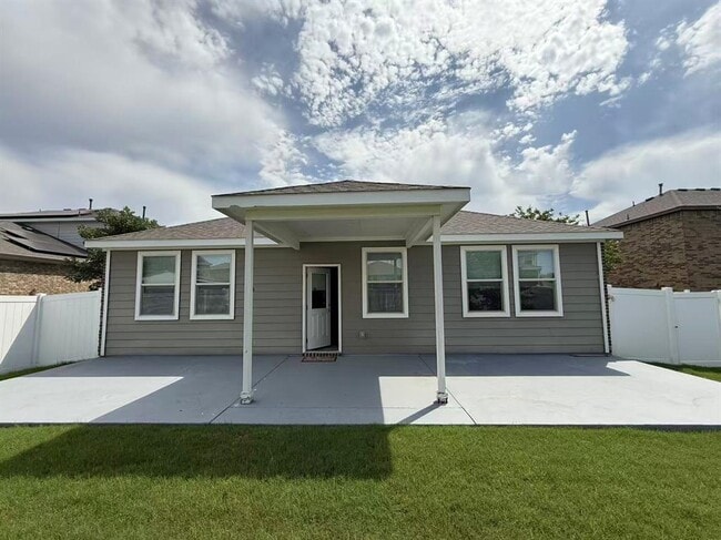 Building Photo - 5613 Lehman Way