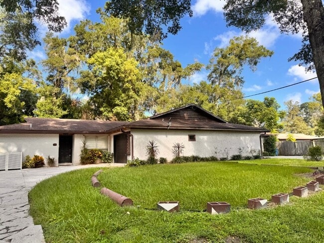 Primary Photo - RENTAL